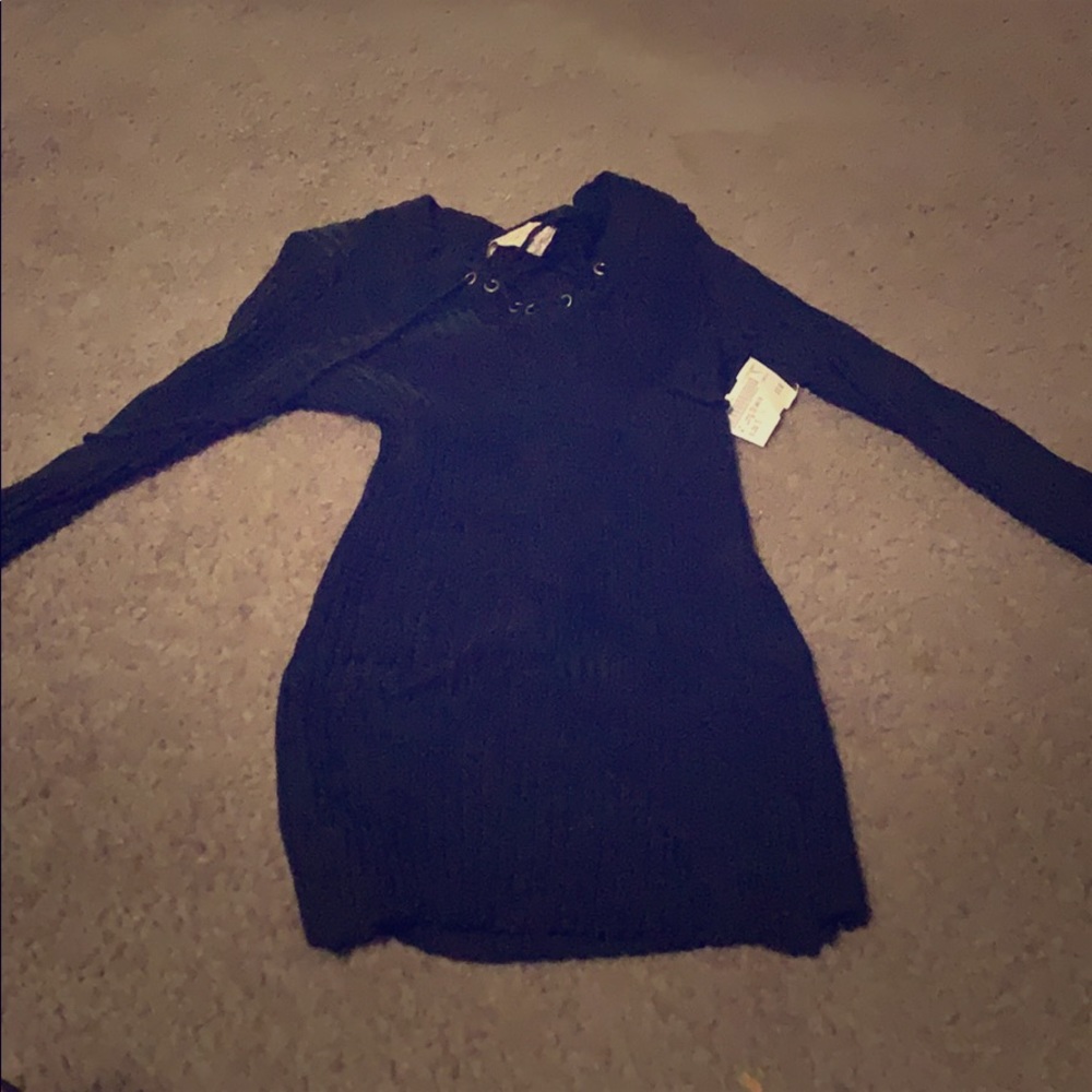 Long sleeved ribbed shirt